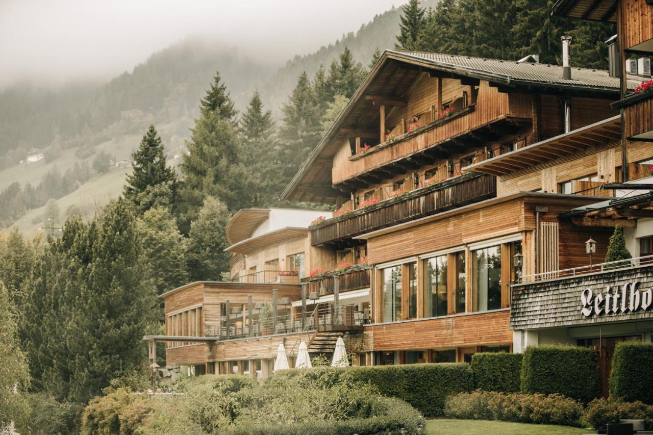 Naturhotel Leitlhof San Candido Exterior photo